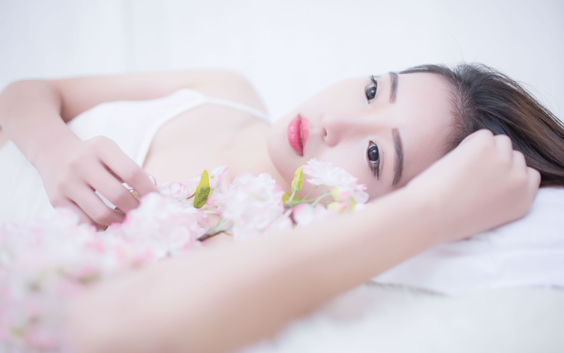 叙首都大马士革传出爆炸声 以军称袭击叙政权军事总部入口